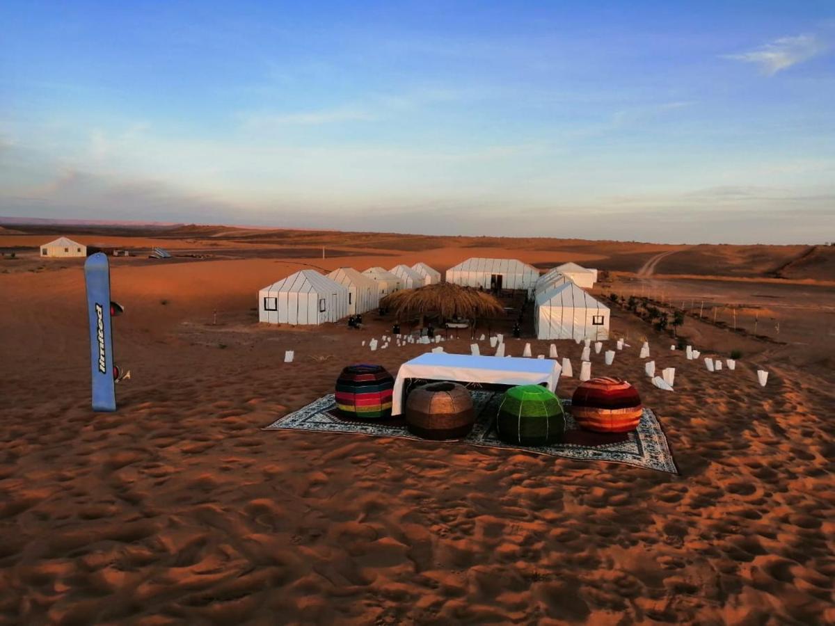 Akabar Luxury Desert Camp Мерзуга Екстер'єр фото