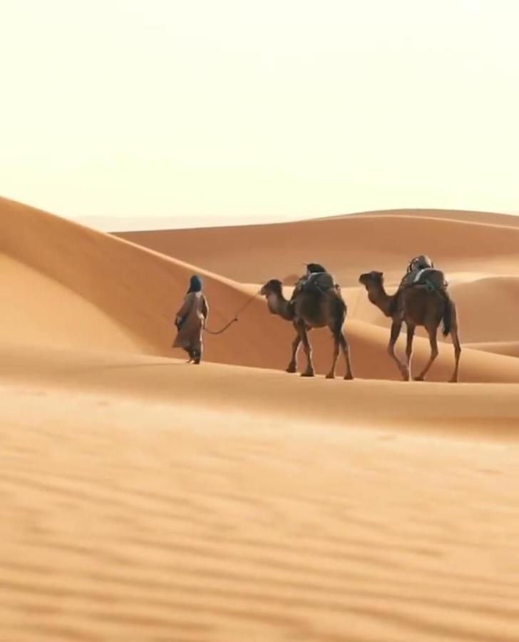 Akabar Luxury Desert Camp Мерзуга Екстер'єр фото