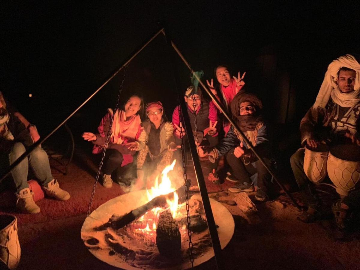 Akabar Luxury Desert Camp Мерзуга Екстер'єр фото