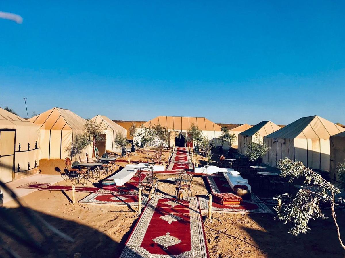 Akabar Luxury Desert Camp Мерзуга Екстер'єр фото