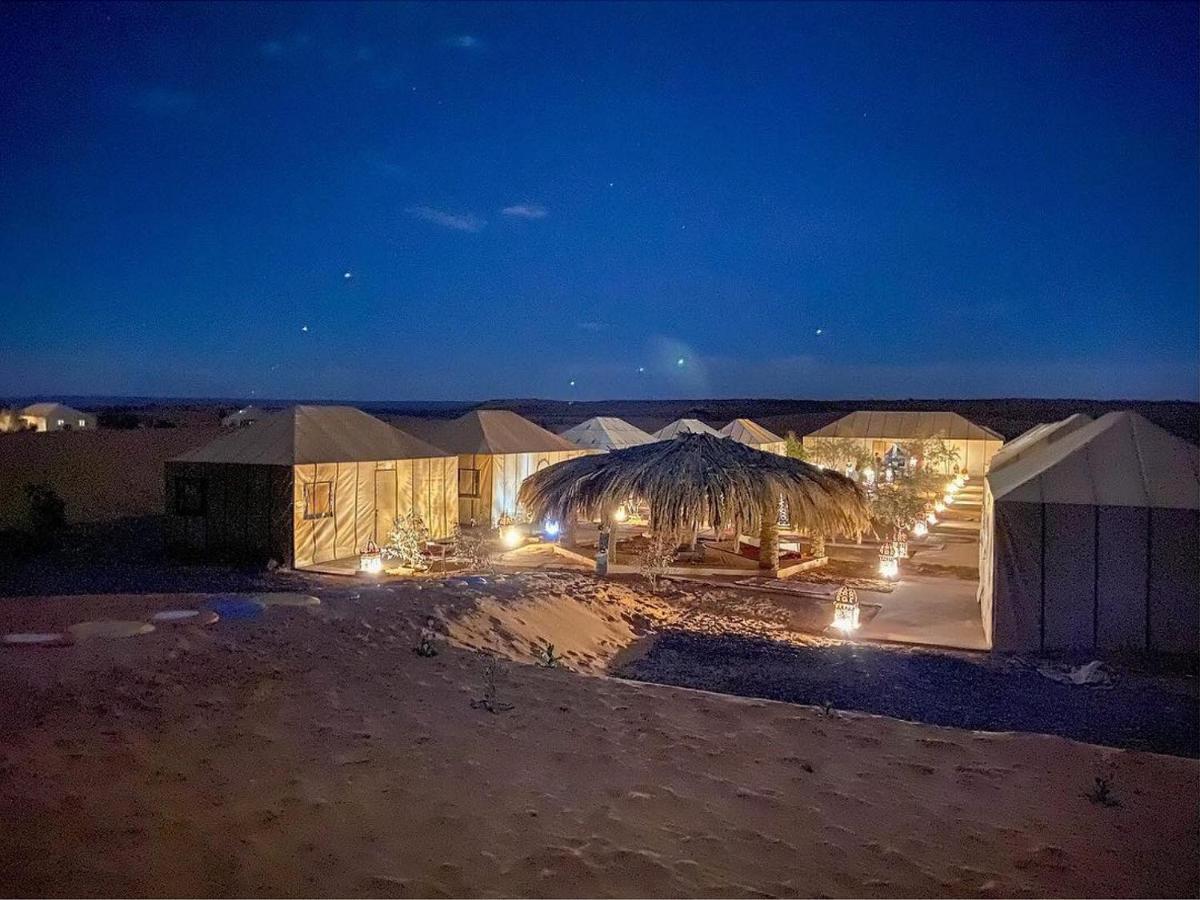Akabar Luxury Desert Camp Мерзуга Екстер'єр фото