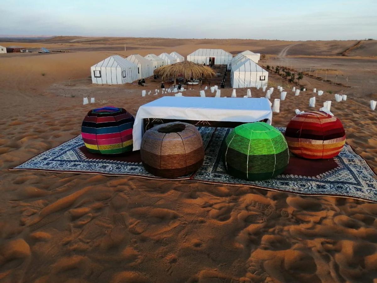 Akabar Luxury Desert Camp Мерзуга Екстер'єр фото
